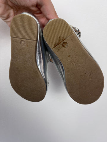 Mothercare UK 4-Shoes-Second Snuggle Preloved
