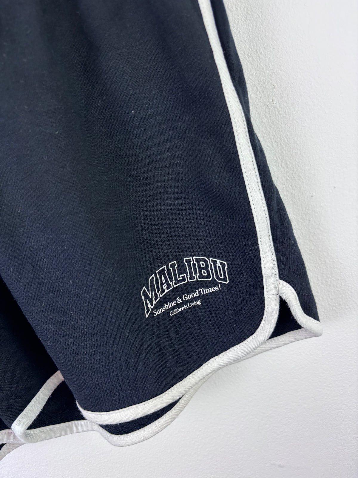 M&S Black Malibu Runner Shorts with Contrast Trim-Shorts-Second Snuggle Preloved