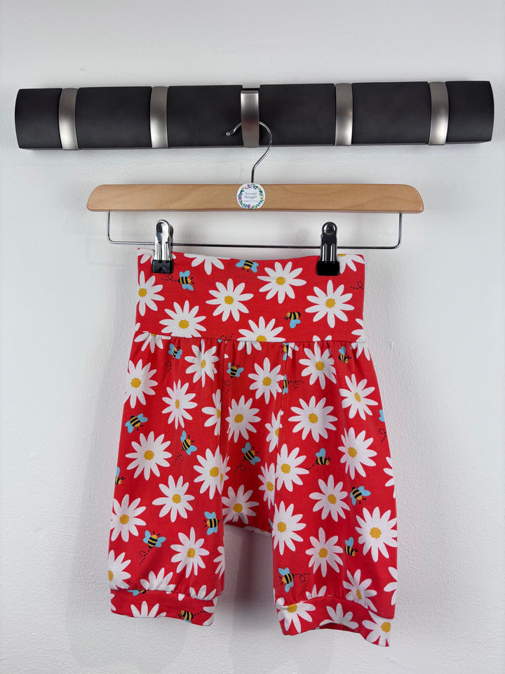 Frugi Red Daisy Shorts 4-5 Years-Shorts-Second Snuggle Preloved