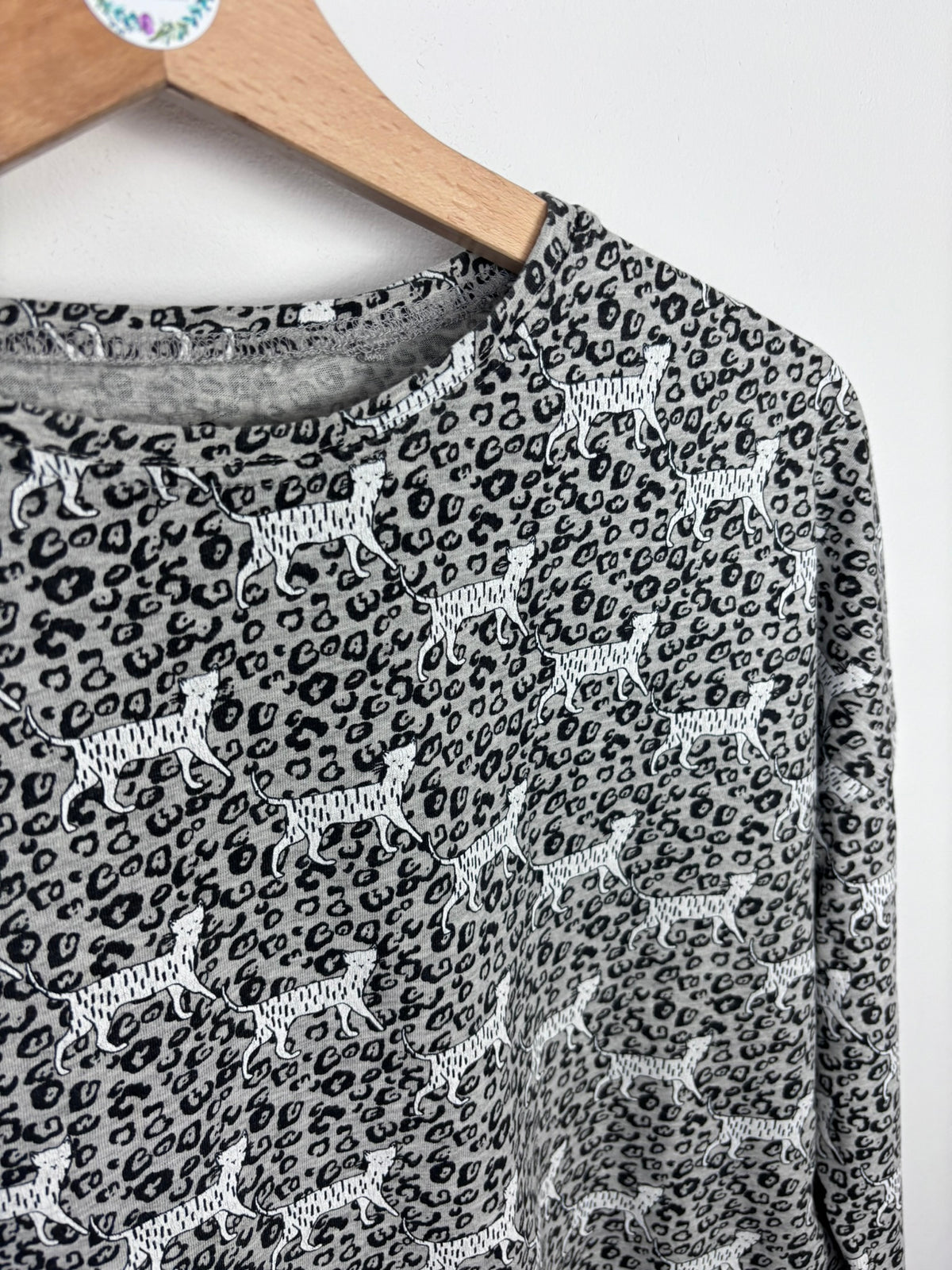 Next 11 Years-Tops-Second Snuggle Preloved