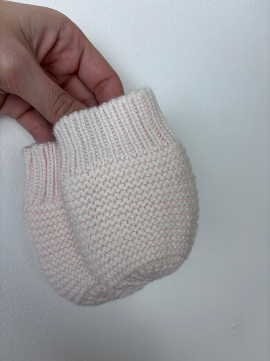M&S 0-6 Months-Scarfs & Gloves-Second Snuggle Preloved