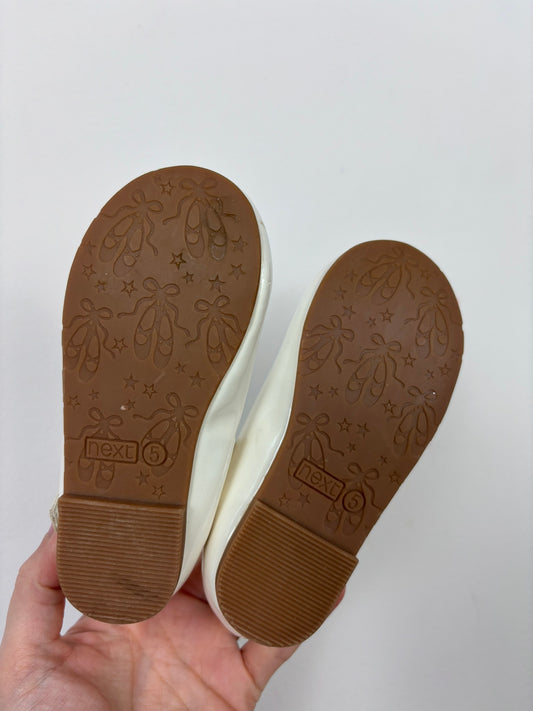 Next UK 5-Sandals-Second Snuggle Preloved