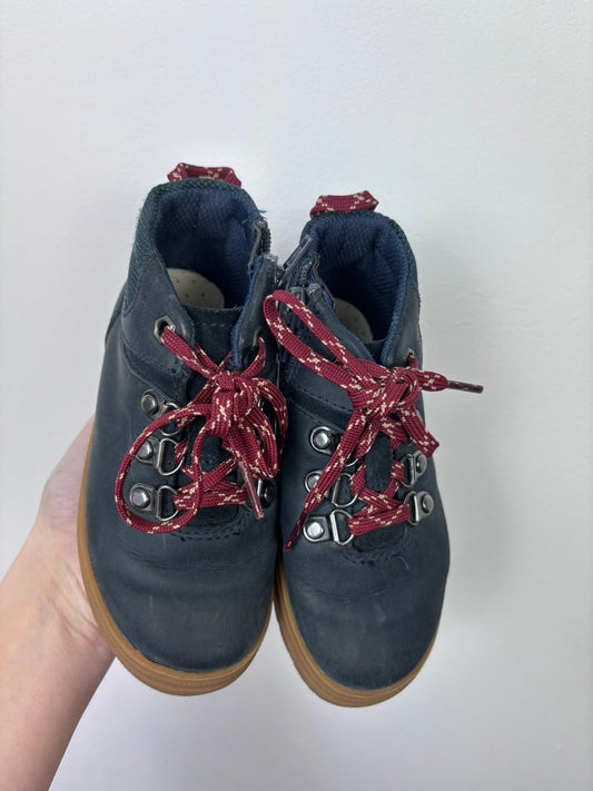 Clarks 8.5 G-Shoes-Second Snuggle Preloved