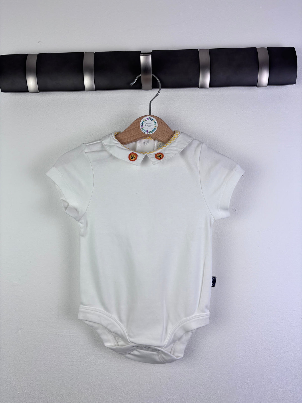 JoJo Maman Bébé Cream Bodysuit Lion Collar Short Sleeve 6-12 Months-Vests-Second Snuggle Preloved