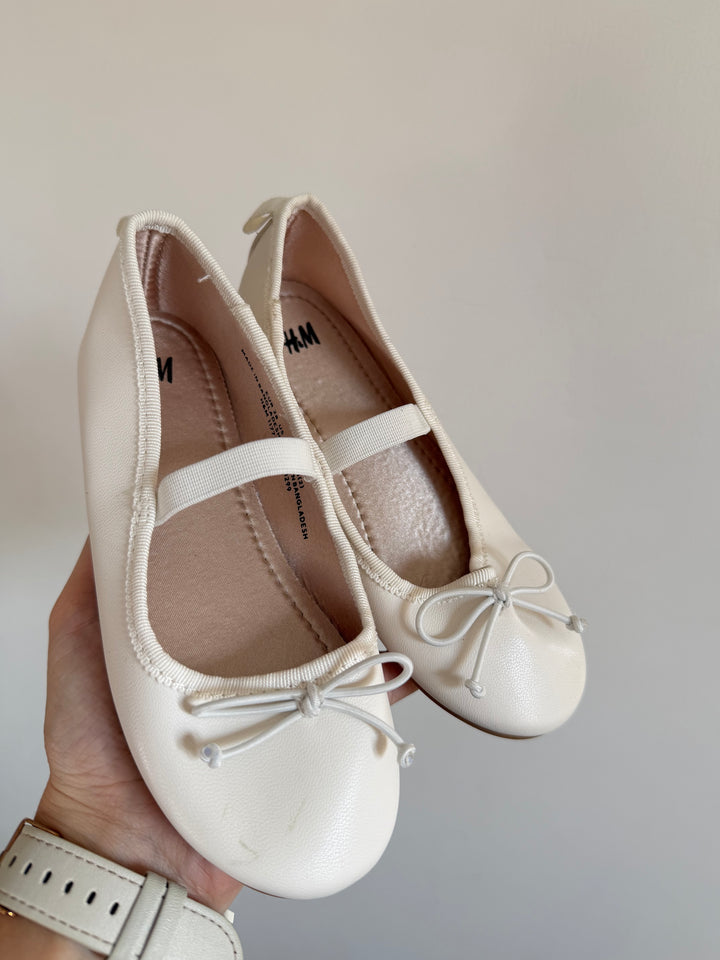 H&M Cream Bow Ballet Pumps EU 28 Approx UK 10-Shoes-Second Snuggle Preloved