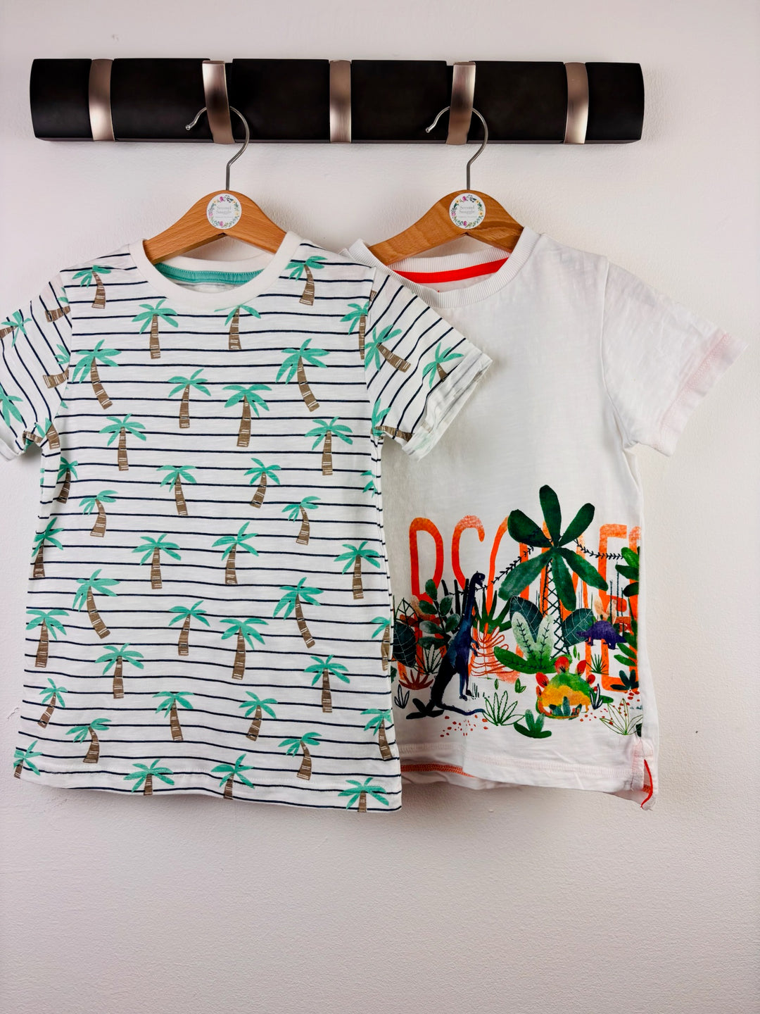 Fred & Flo Printed T-Shirt Bundle 7-8 Years 2 Tops