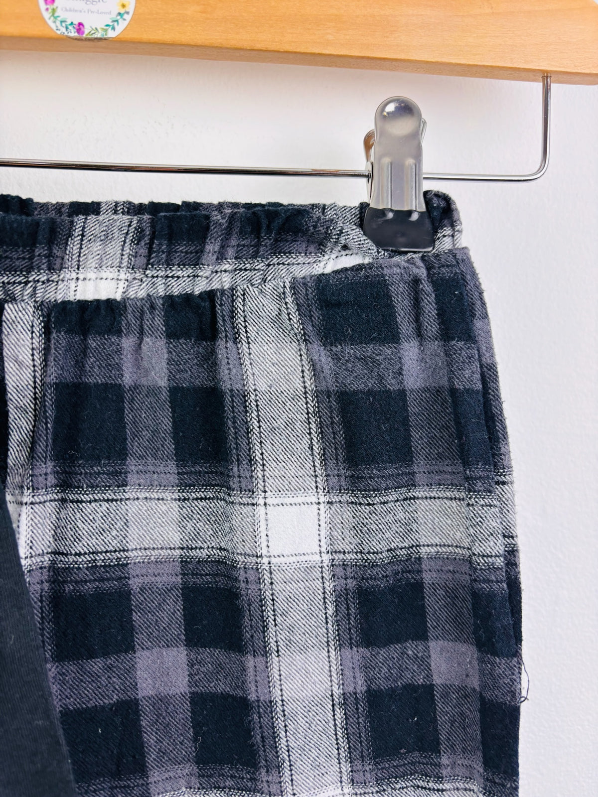 Threadbare Black Christmas Top & Checked Pyjama Bottoms 3-4 Years-Night Wear-Second Snuggle Preloved