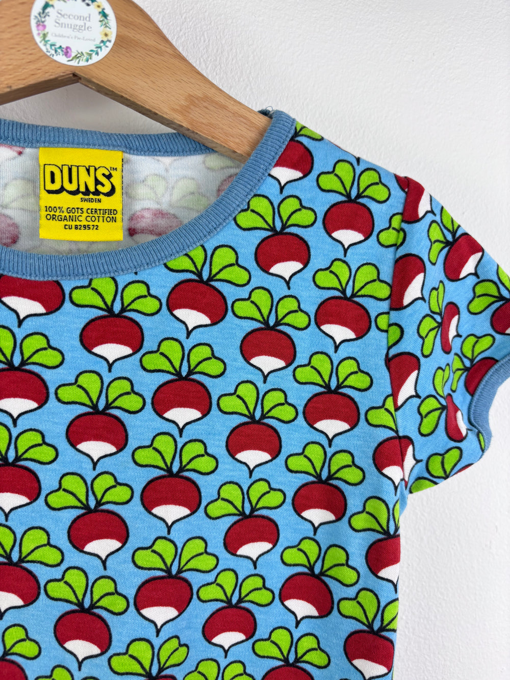 Duns Blue Radish Print T-Shirt 4-5 Years 110-Tops-Second Snuggle Preloved