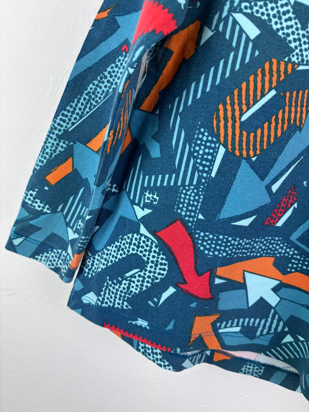 Villervalla Arrow Print Long Sleeve Top 4-5 Years 110-Tops-Second Snuggle Preloved