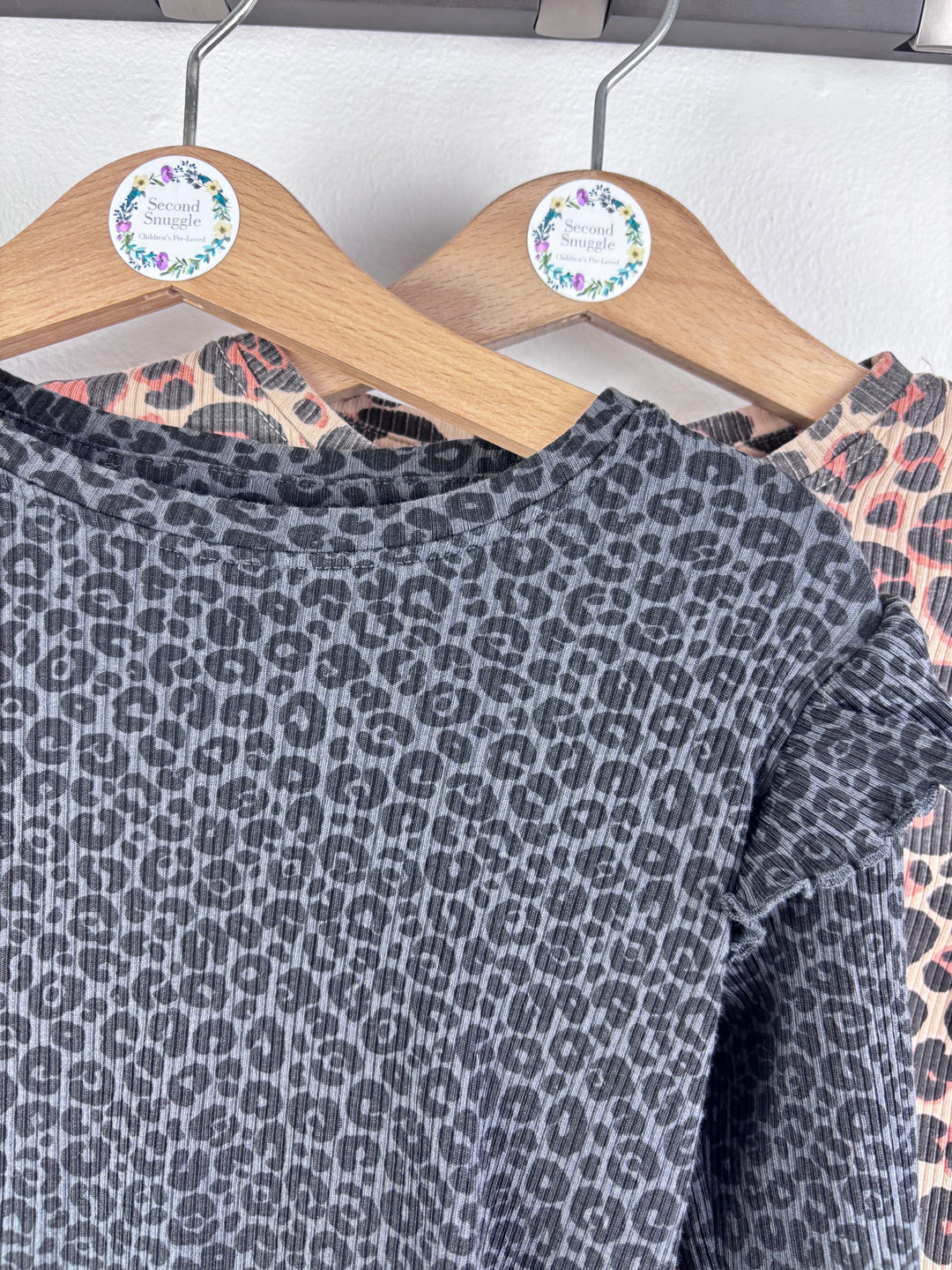 H&M Beige Ribbed Top and Leopard Leggings Bundle 3-4 Years-Tops-Second Snuggle Preloved