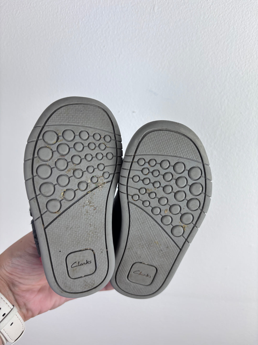 Clarks Black and Red Trainers UK 4 F-Shoes-Second Snuggle Preloved