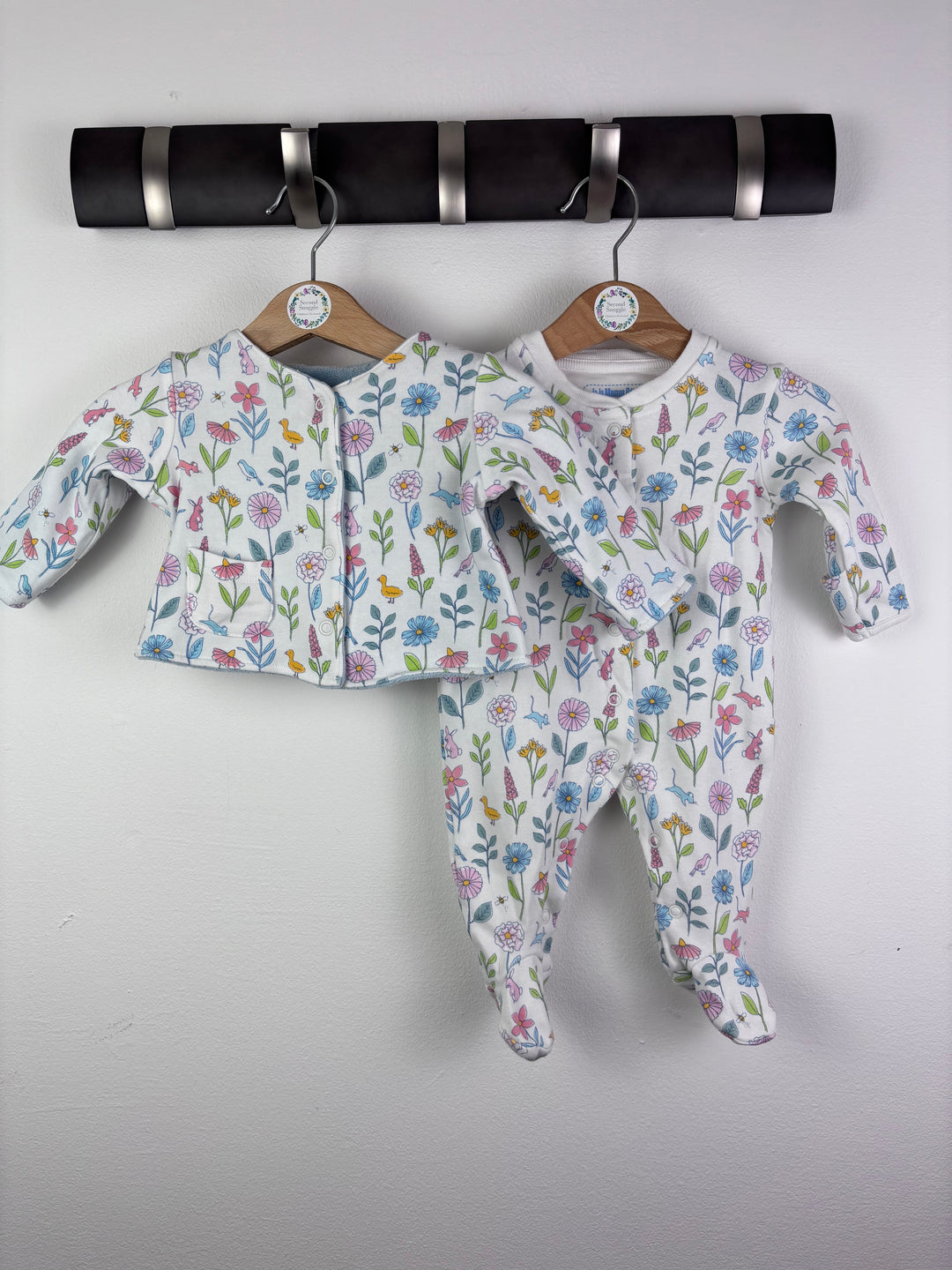 JoJo Maman Bébé White Floral Starter Set 0-3 Months-Sleepsuits-Second Snuggle Preloved