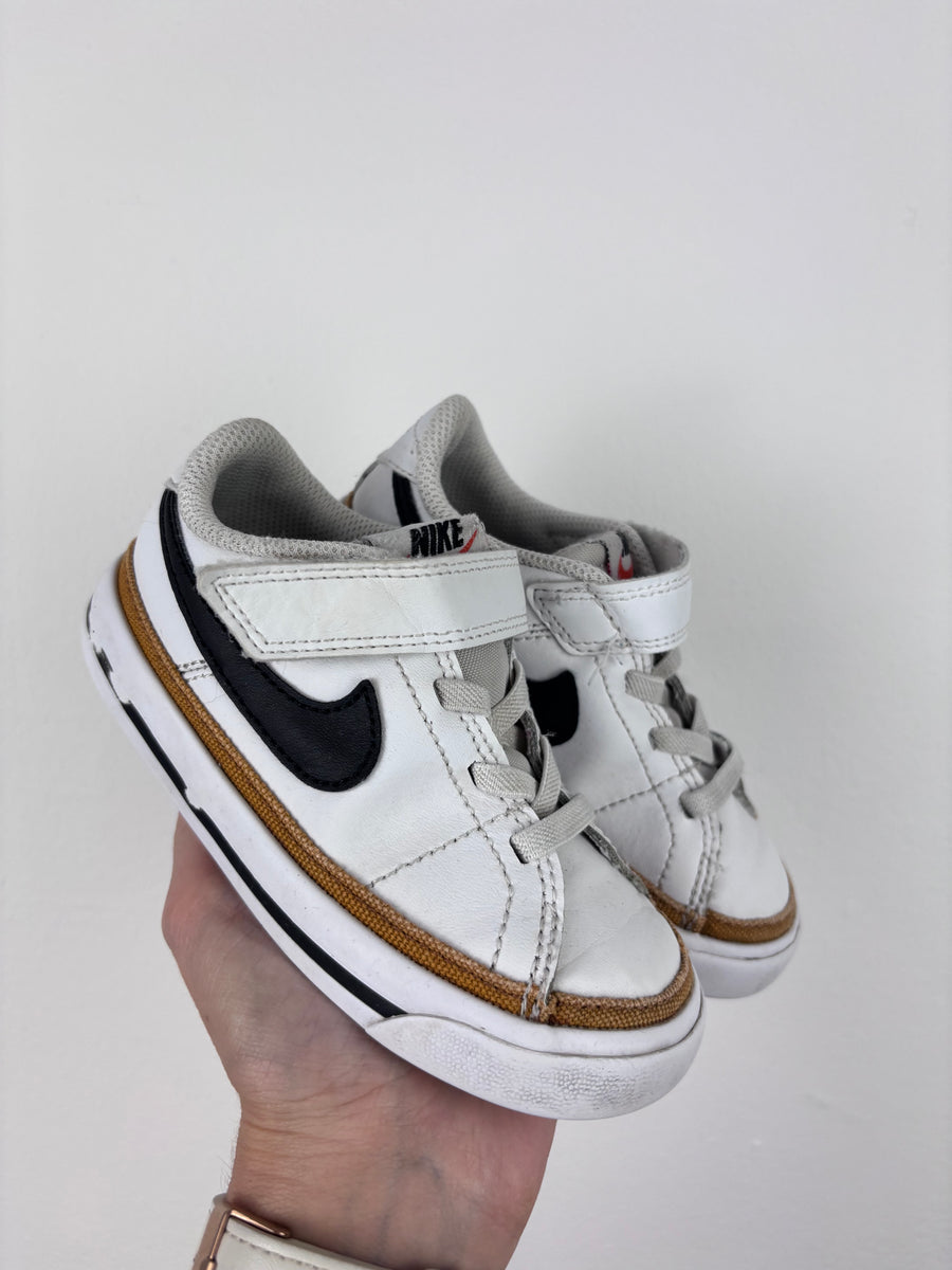 Nike White Trainers UK 7.5-Shoes-Second Snuggle Preloved