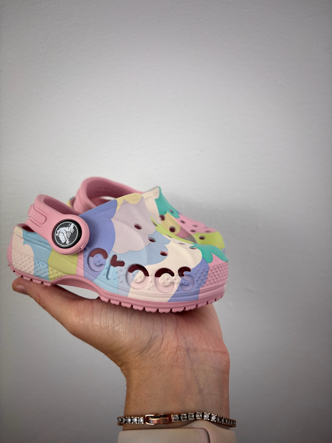 Crocs Pastel Scallop Print Clogs UK 5-Shoes-Second Snuggle Preloved