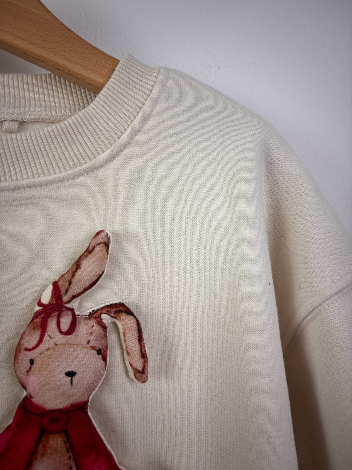 Next Cream Little Friends Sweatshirt 2-3 Years-Jumpers-Second Snuggle Preloved
