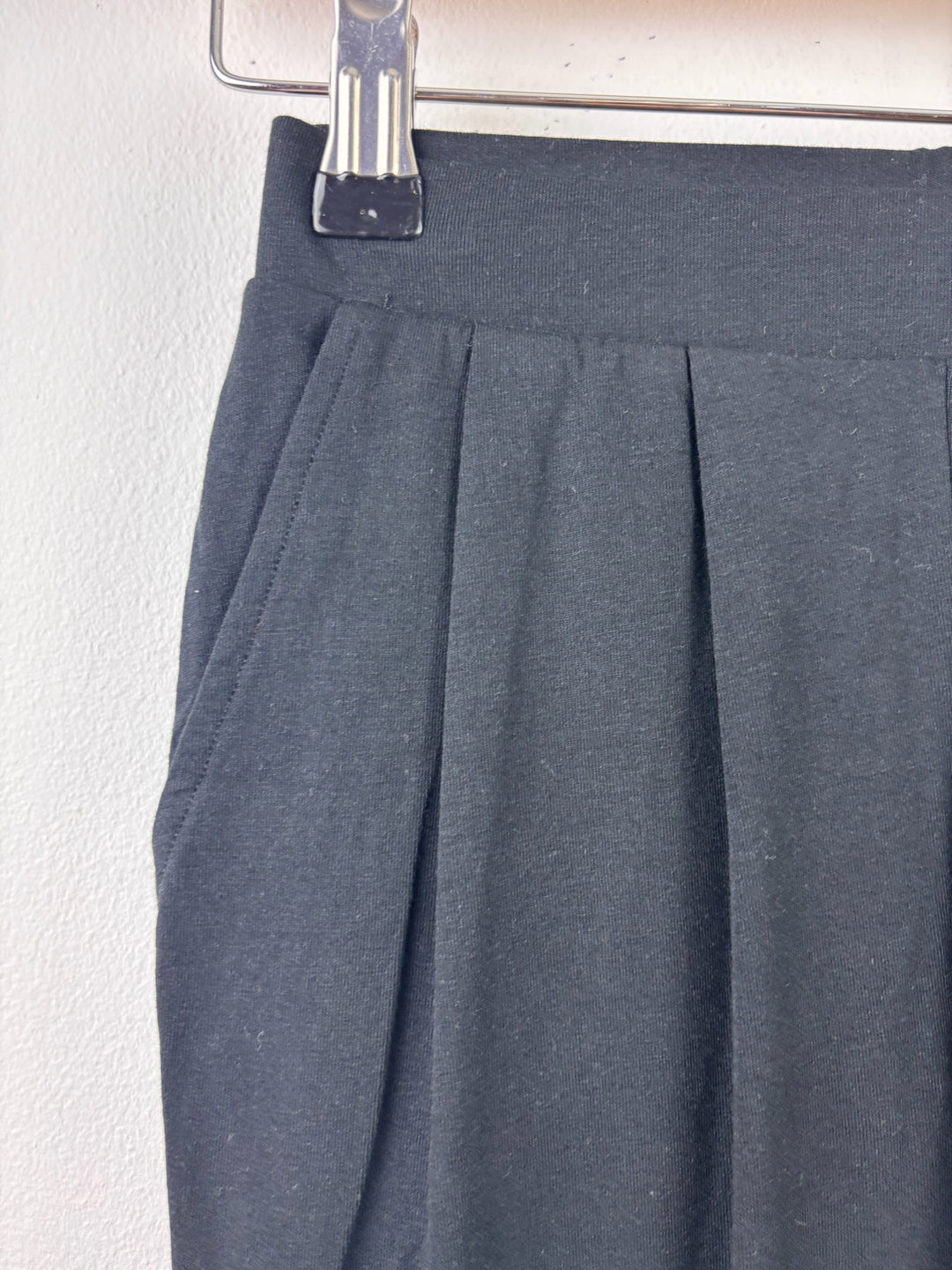 Me &amp; I Black Tapered Trousers 7-8 Years 122/128 cm-Trousers-Second Snuggle Preloved