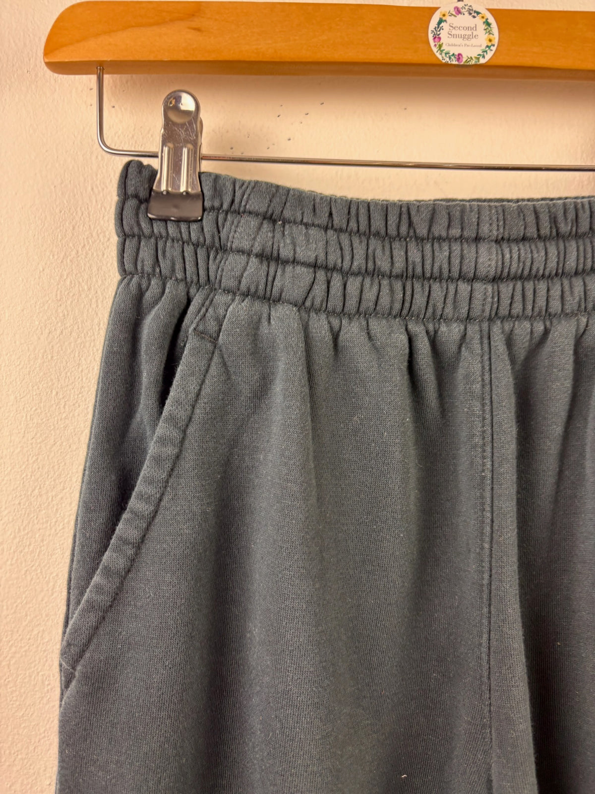 Nike Black Joggers Medium (10-12 Years)-Trousers-Second Snuggle Preloved