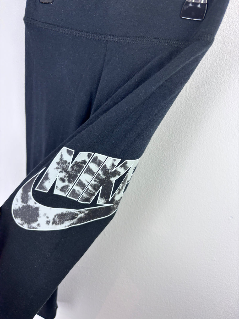 Nike Leggings XS (6-7 Years)-Leggings-Second Snuggle Preloved