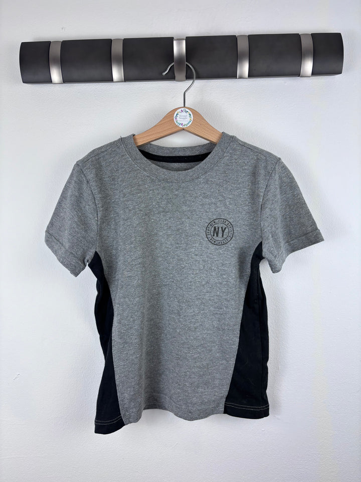 DKNY Grey and Black T-Shirt 6 Years-Tops-Second Snuggle Preloved