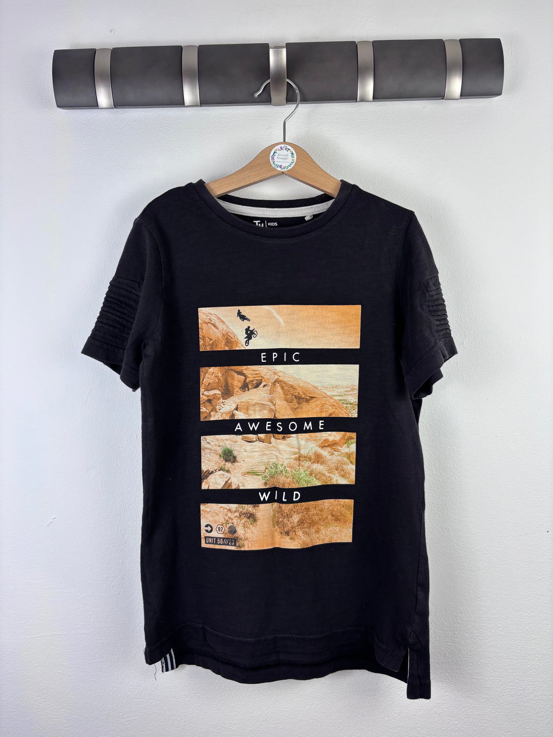 Tu Black Graphic T-Shirt 9 Years-Tops-Second Snuggle Preloved