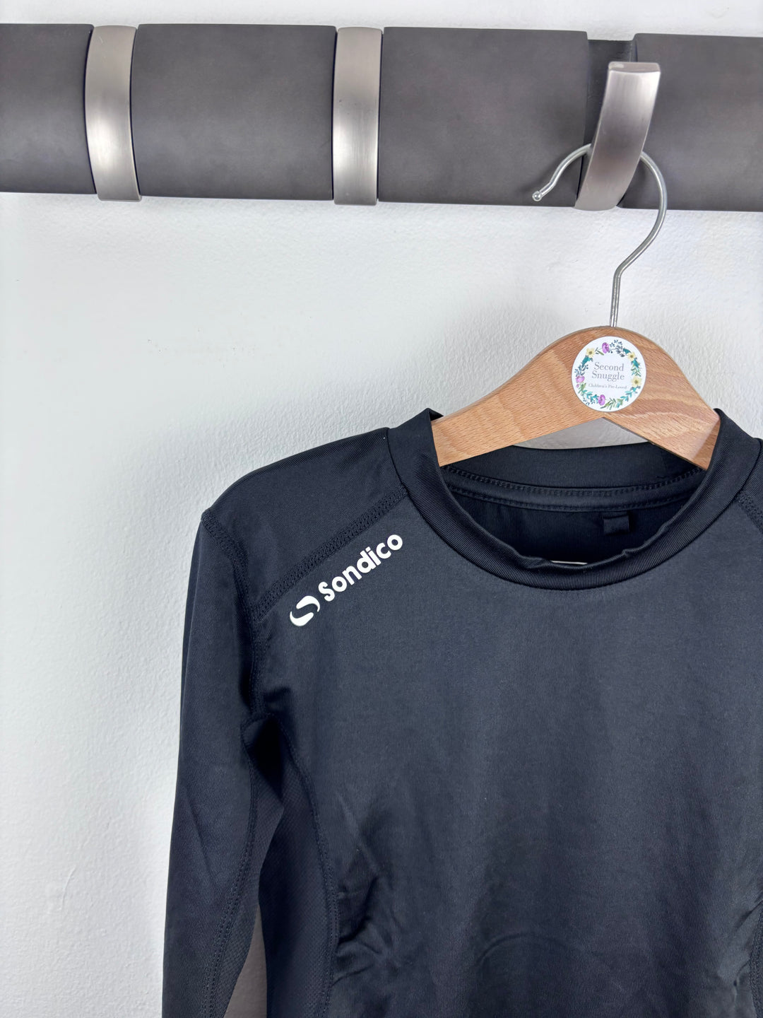 Sondico Black Long Sleeve Sports Top 7-8 Years