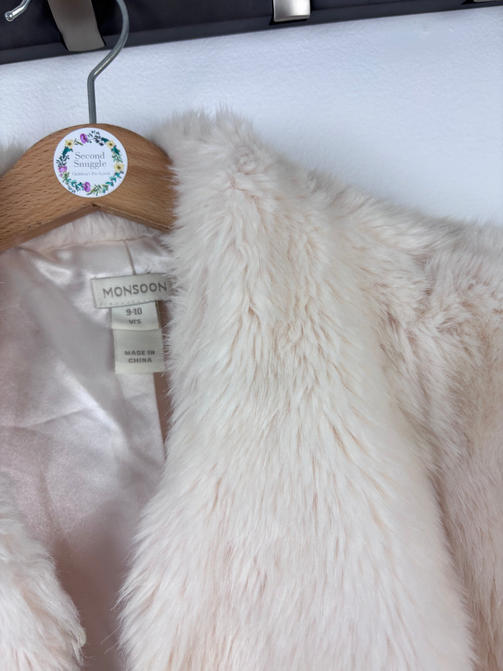 Monsoon Cream Faux Fur Shrug 9-10 Years-Gilets-Second Snuggle Preloved