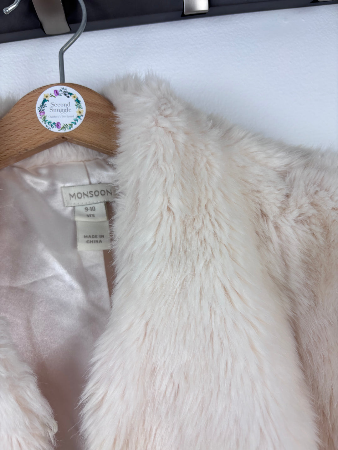 Monsoon Cream Faux Fur Shrug 9-10 Years-Gilets-Second Snuggle Preloved