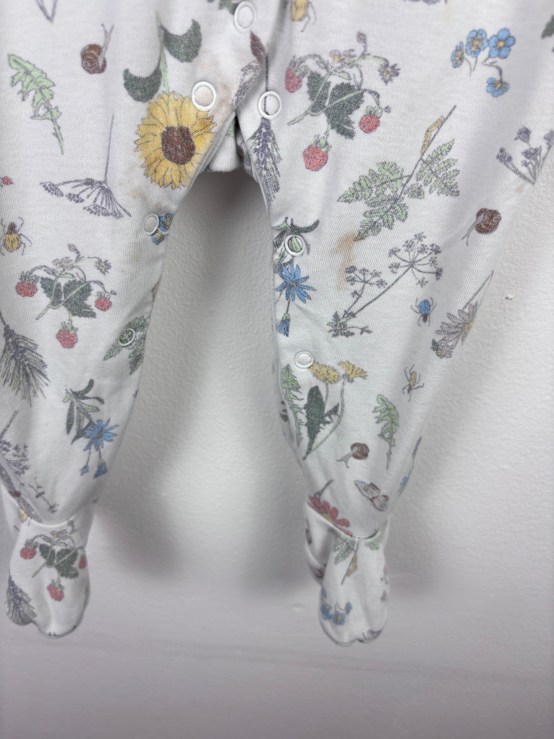 Frugi Kew Gardens Floral Sleepsuit 6–12 Months PLAY-Sleepsuits-Second Snuggle Preloved