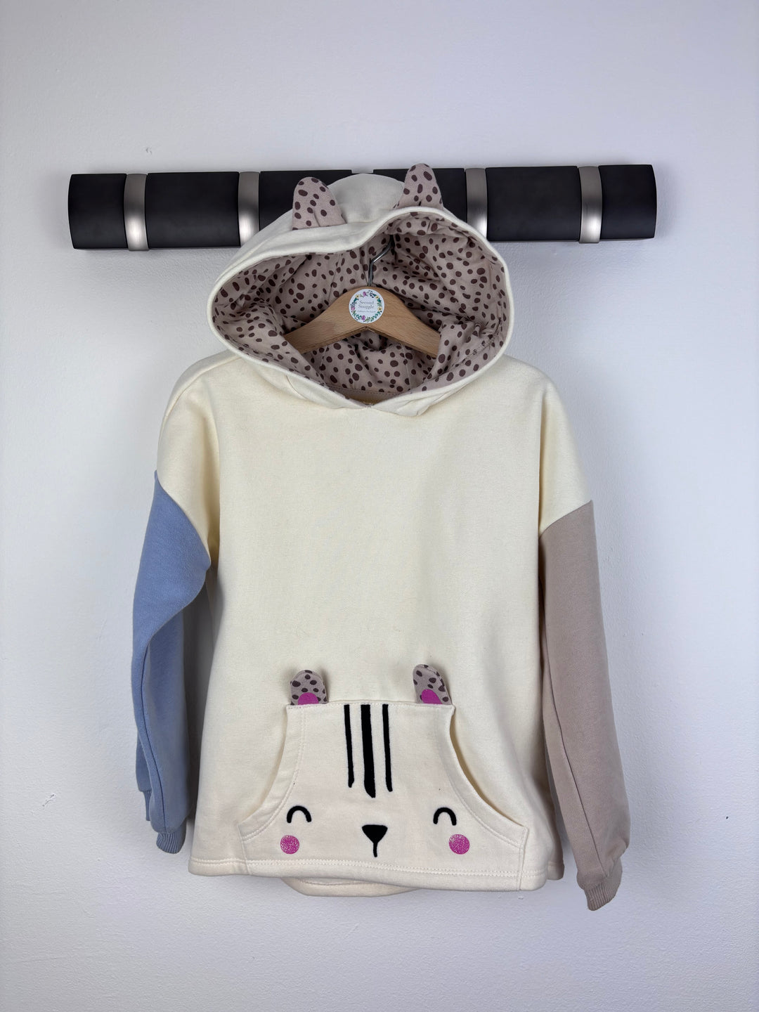 Nutmeg Cream Cat Hoodie 5-6 Years-Hoodies-Second Snuggle Preloved