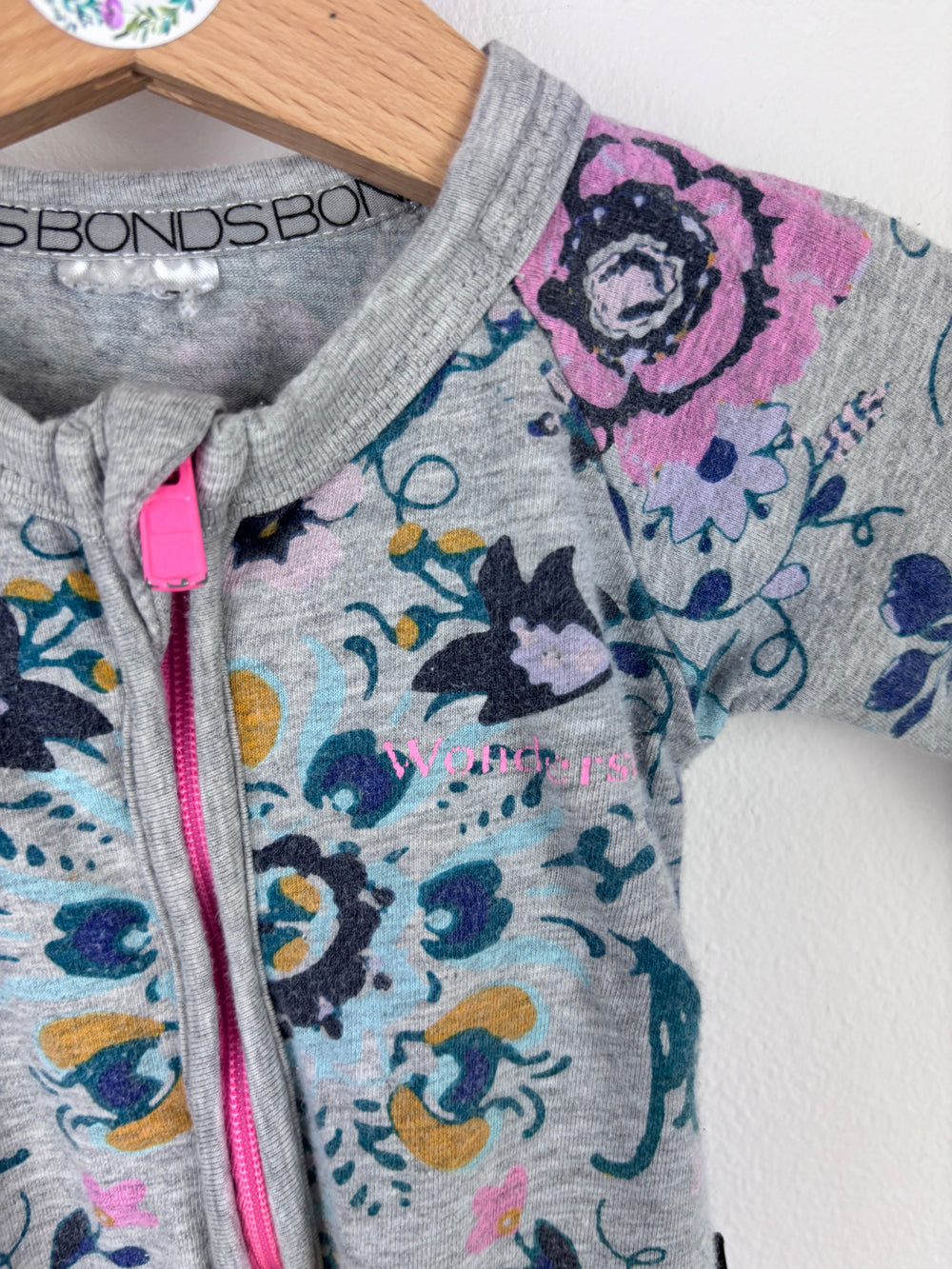 Bonds Floral Zip Sleepsuit Newborn-Sleepsuits-Second Snuggle Preloved