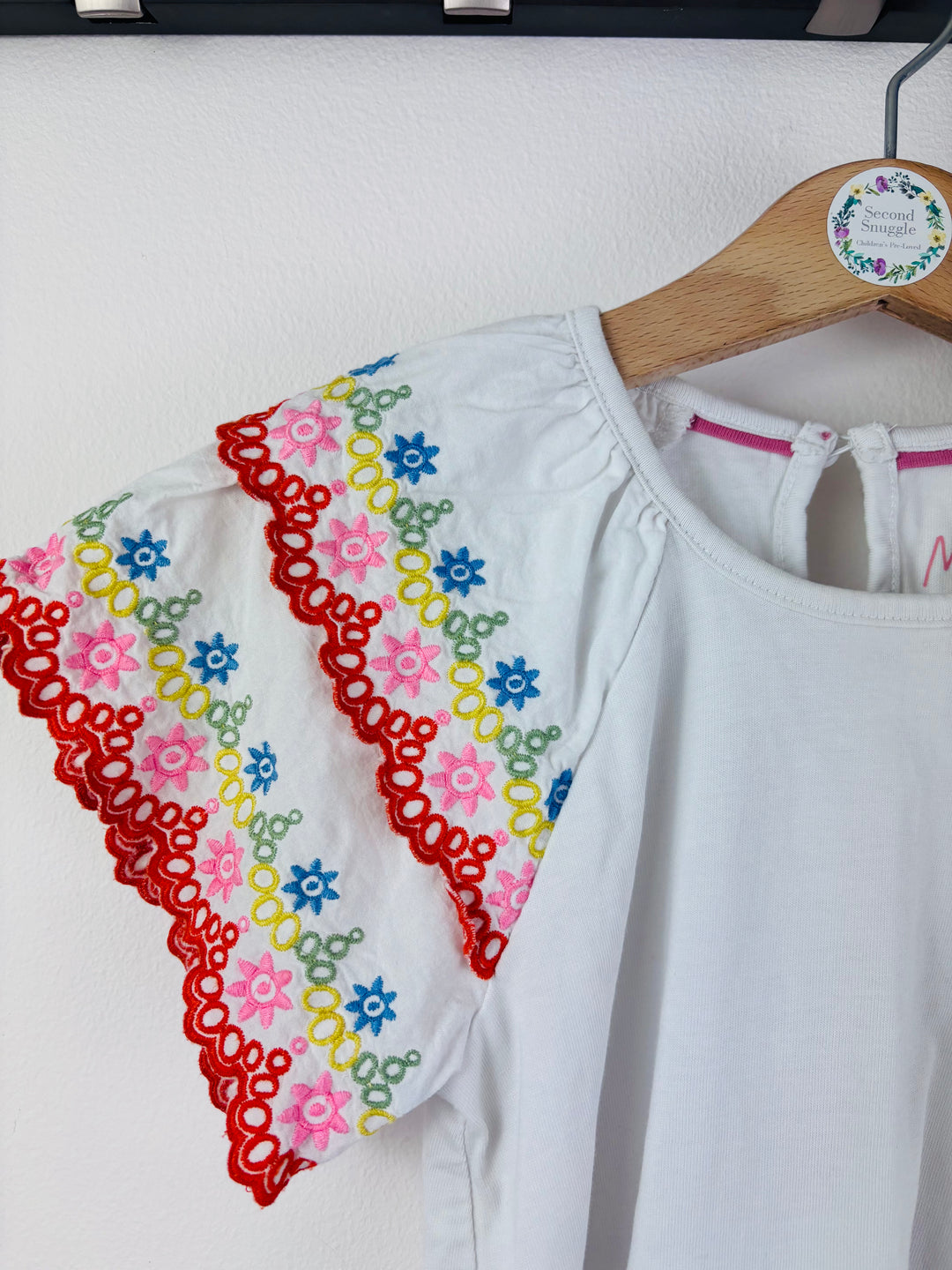 Mini Boden White Embroidered Flutter Sleeve Top 3-4 Years