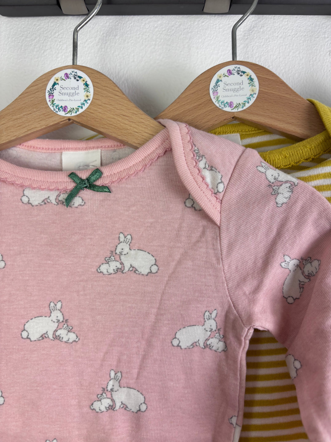 Baby Boden Bunny Stripe And Plain Bodysuit Set Of 5 6-12 Months-Vests-Second Snuggle Preloved