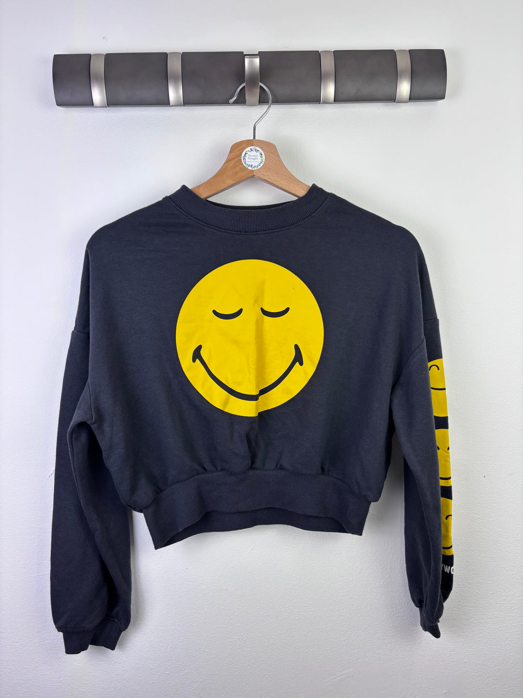 H&M Black Cropped Sweatshirt With Smiley Print 10–12 Years-Jumpers-Second Snuggle Preloved