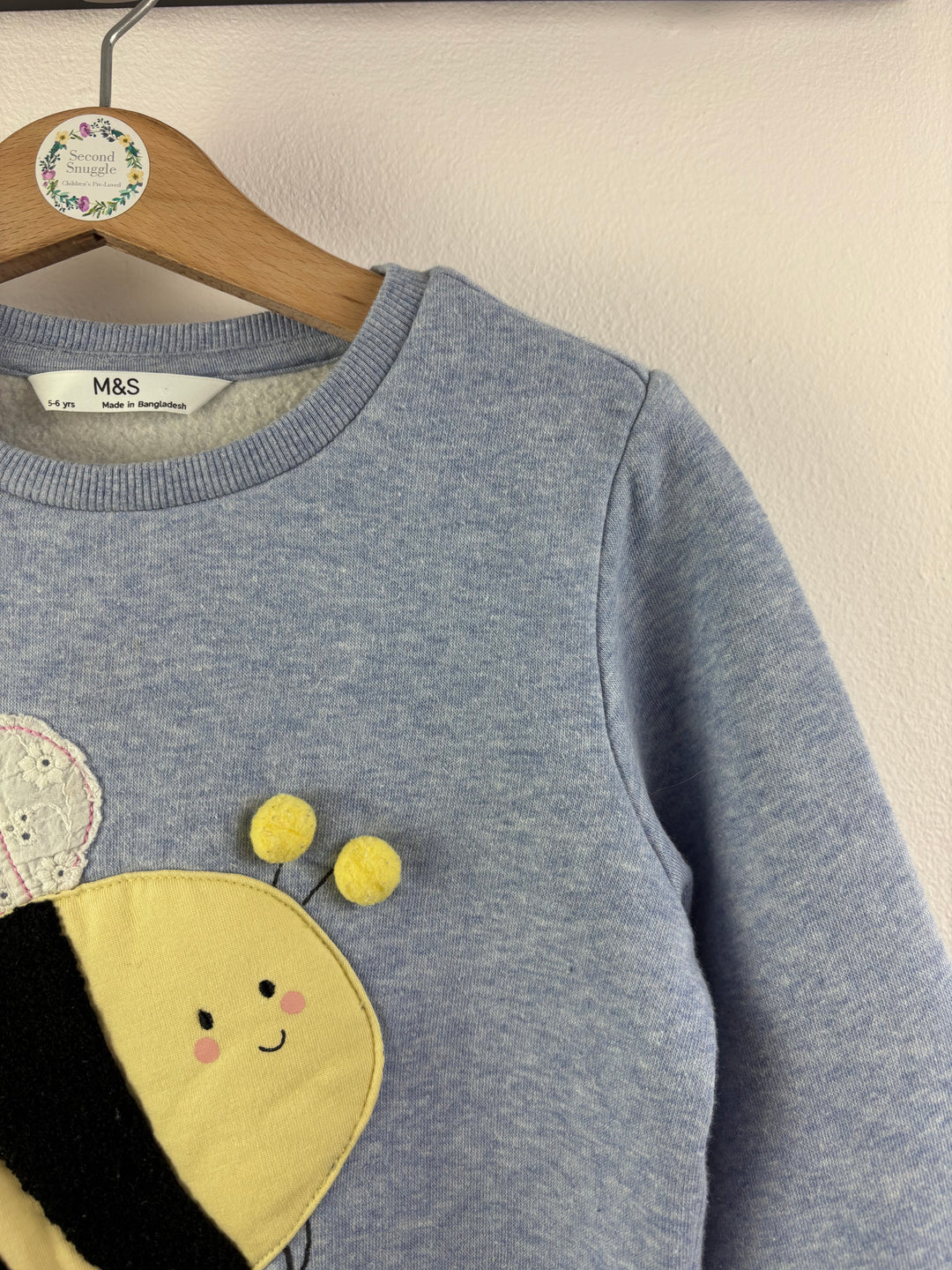 M&S Grey Bee Appliqué Sweatshirt 5-6 Years