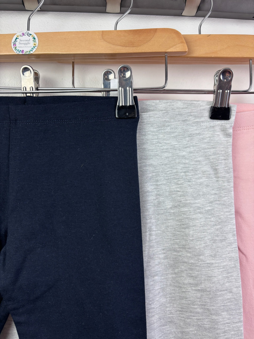 F&F Three Pack Leggings Lace Hem 4-5 Years