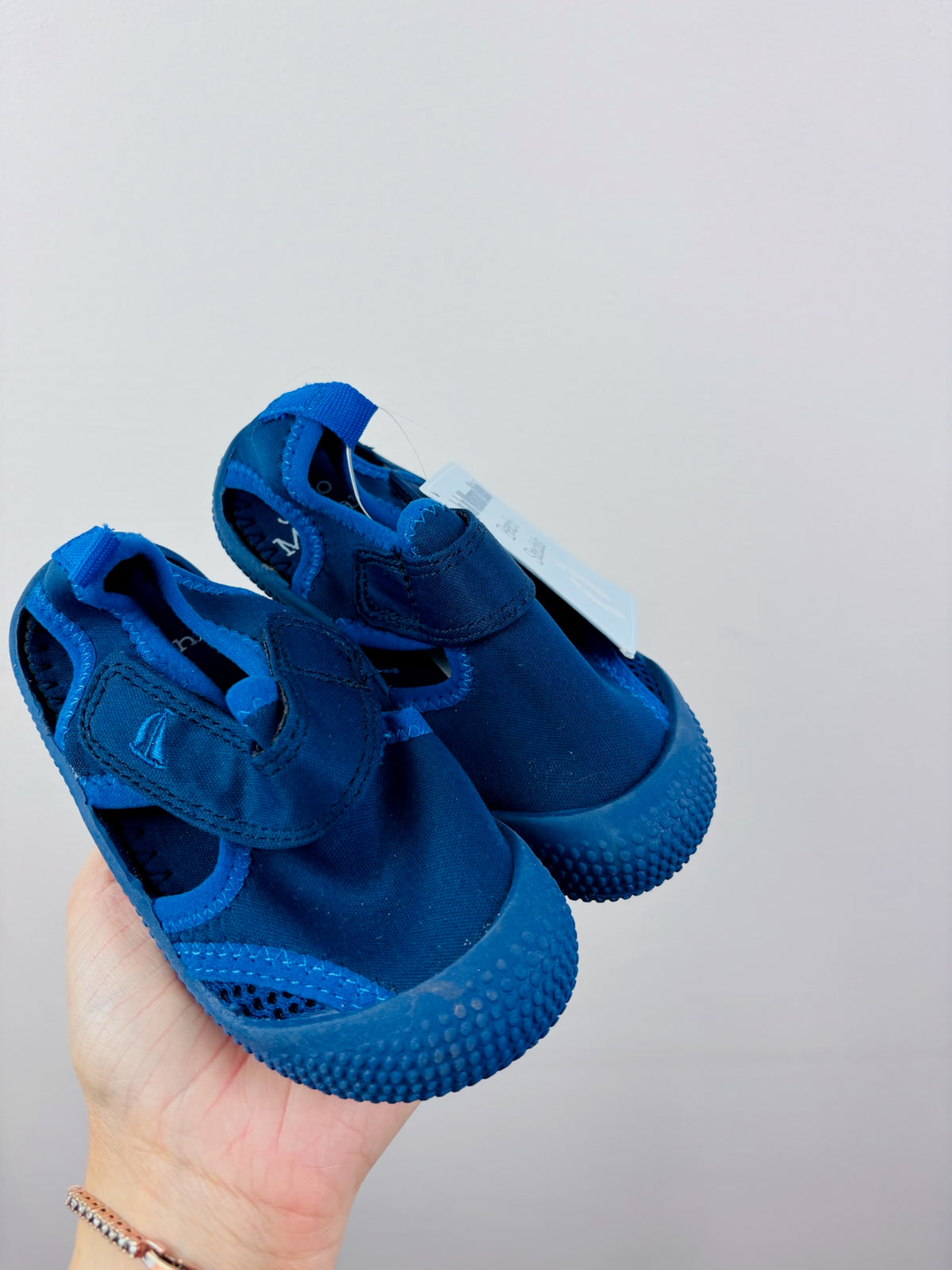 JoJo Maman Bébé Blue Water Shoes UK 7-Shoes-Second Snuggle Preloved