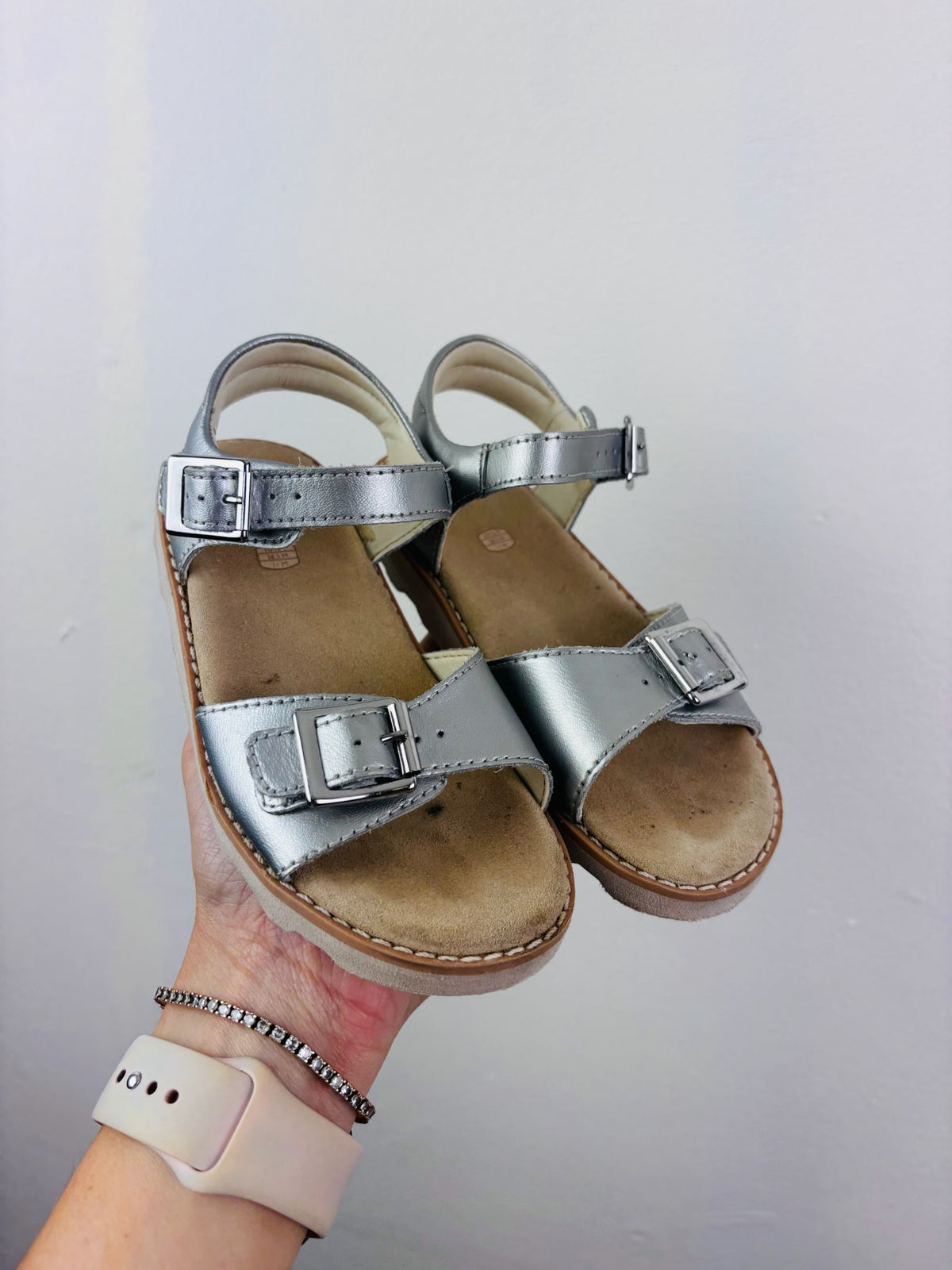Clarks Silver Buckle Sandals UK 10.5F-Sandals-Second Snuggle Preloved