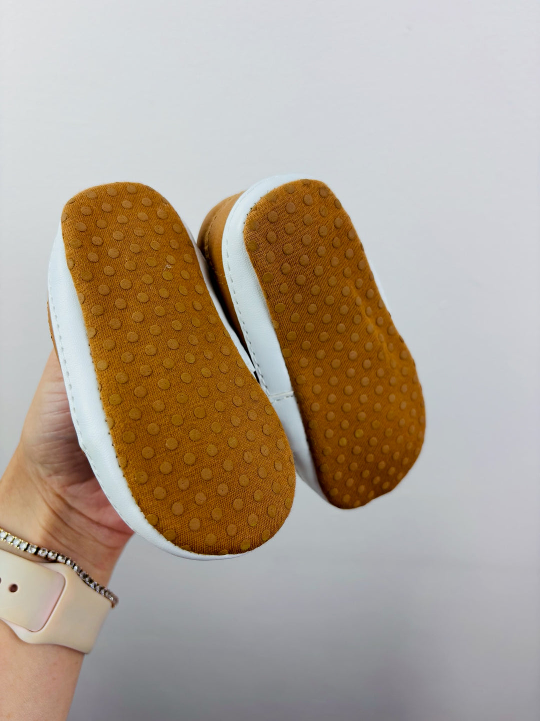 Tu Tan Baby Trainers Velcro Detail 6-9 Months