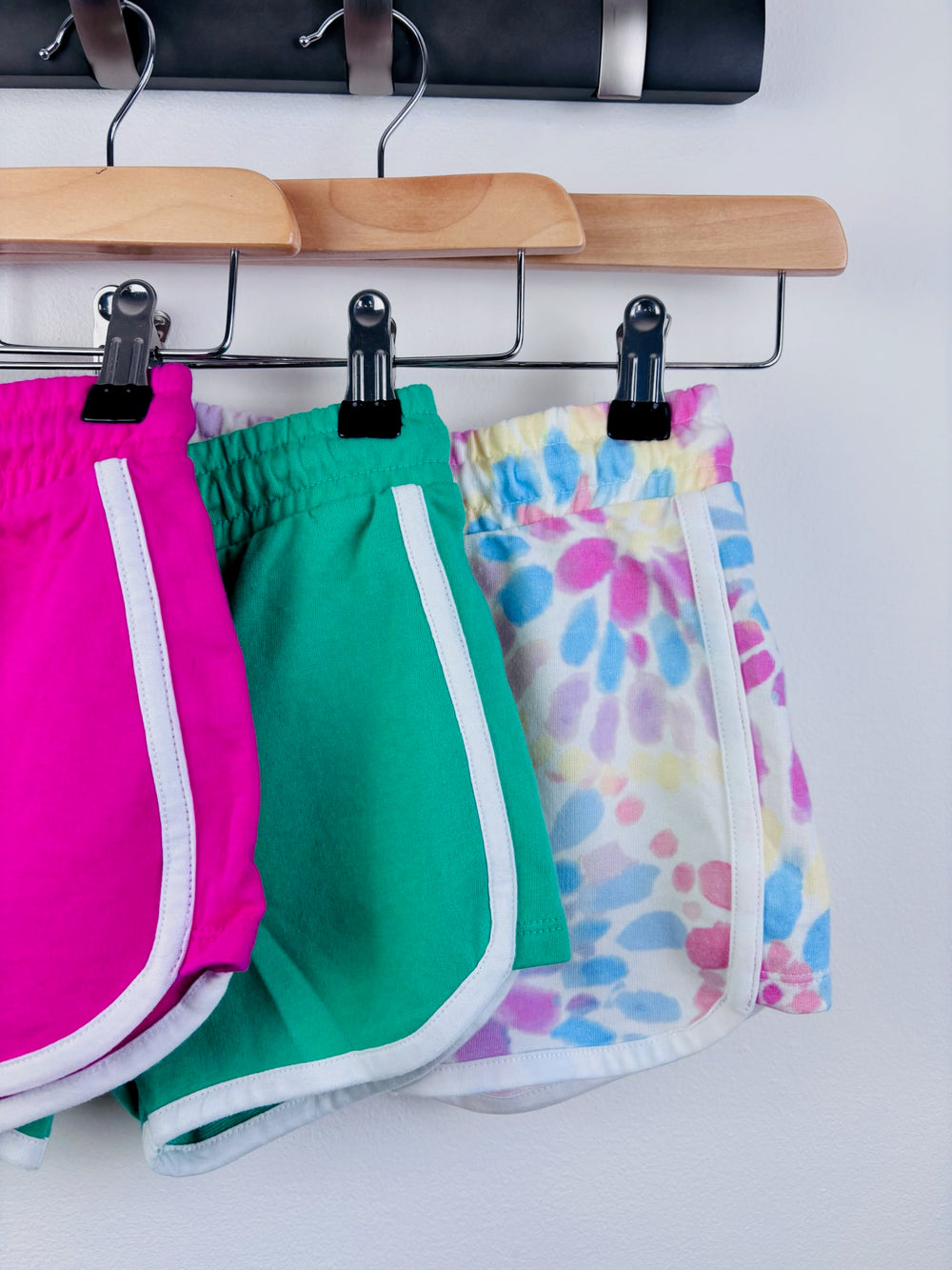 Fred & Flo Bright 3 Pack Runner Shorts 5-6 Years-Shorts-Second Snuggle Preloved