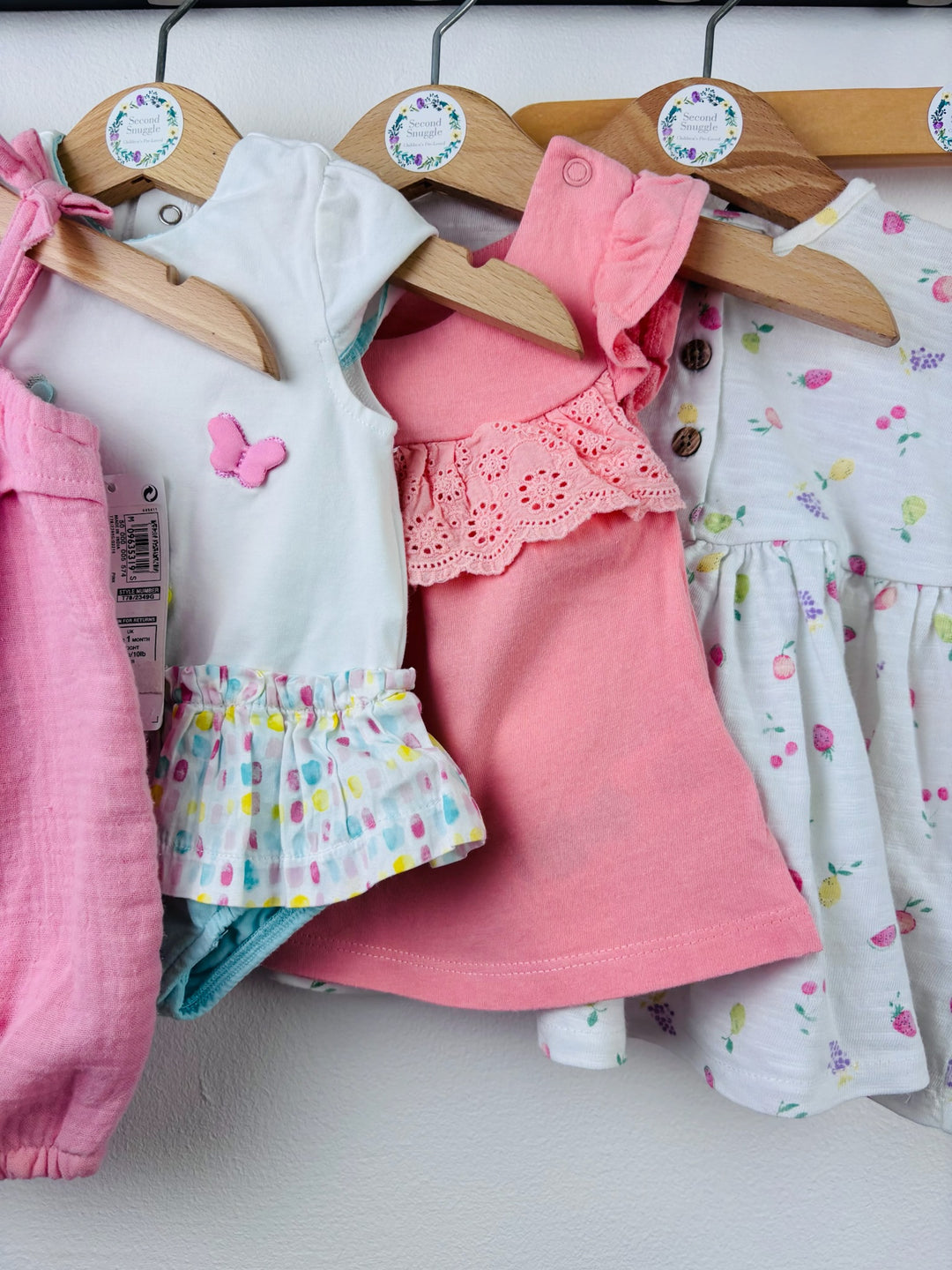 5 Piece Baby Girl Bundle Up To 1 Month-Bundle-Second Snuggle Preloved