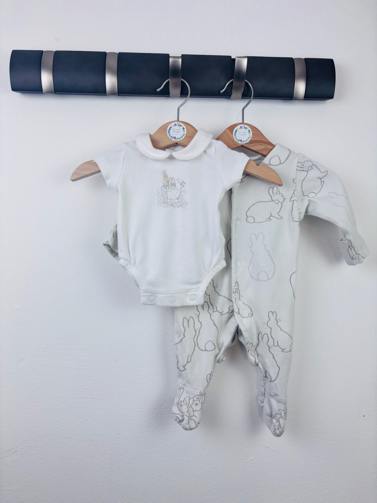 Mothercare Peter Rabbit Sleepsuit and Bodysuit Tiny Baby-Sleepsuits-Second Snuggle Preloved