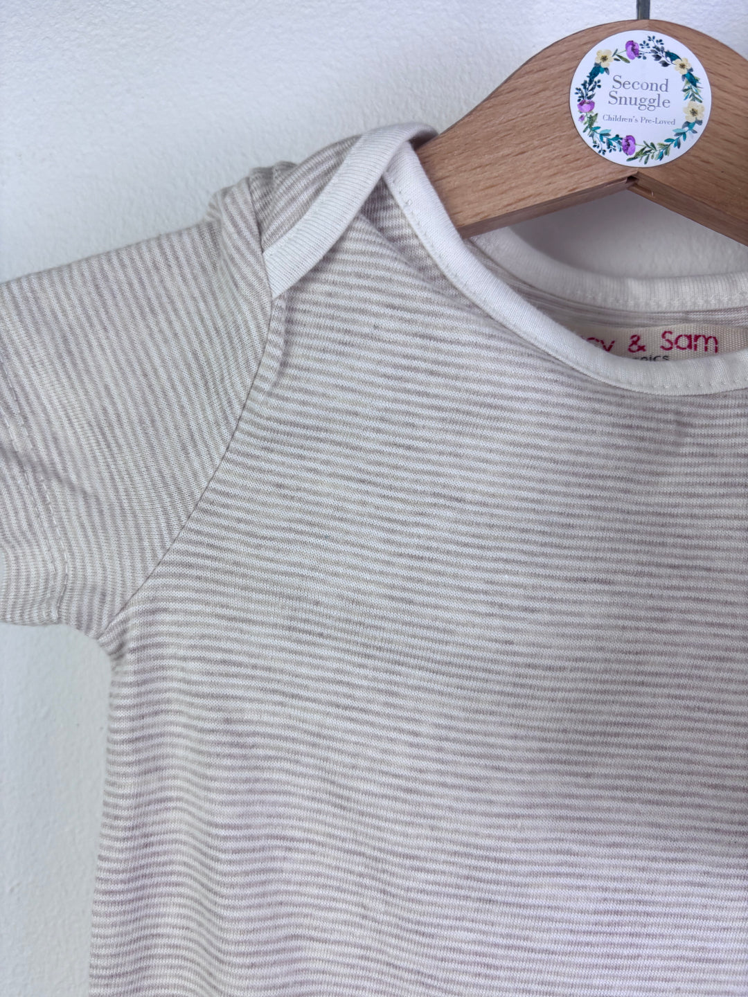 Lucy & Sam Cream Bear Print Sleepsuit Set Hat Bib 6-12 Months-Sets-Second Snuggle Preloved