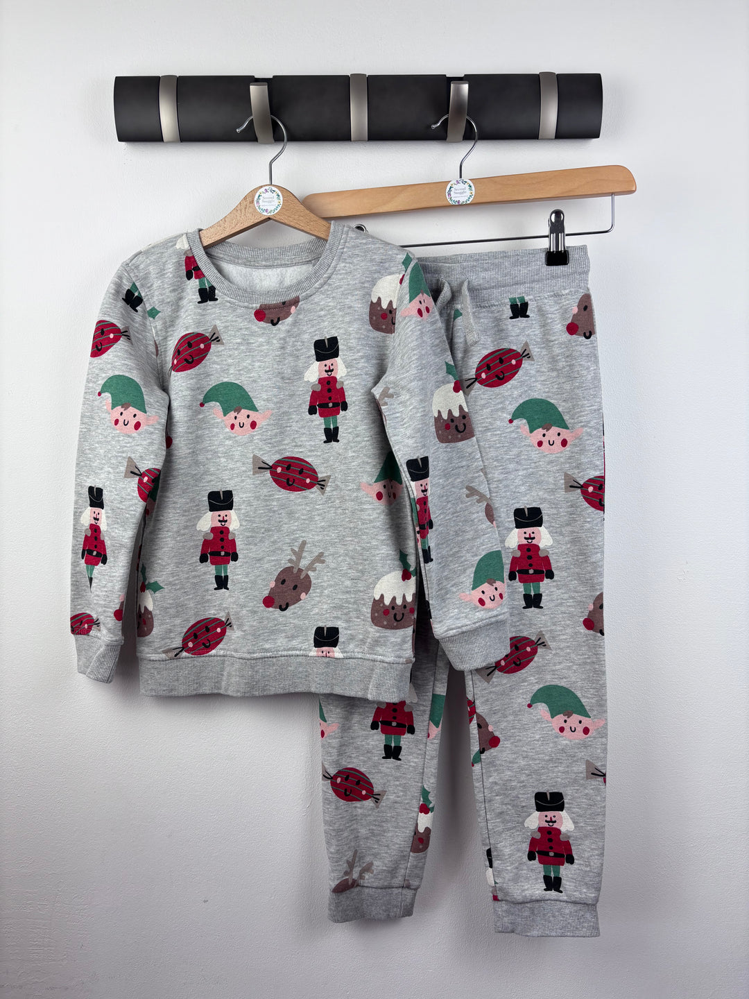 George Christmas Jumper & Joggers Set 6-7 Years-Jumpers-Second Snuggle Preloved