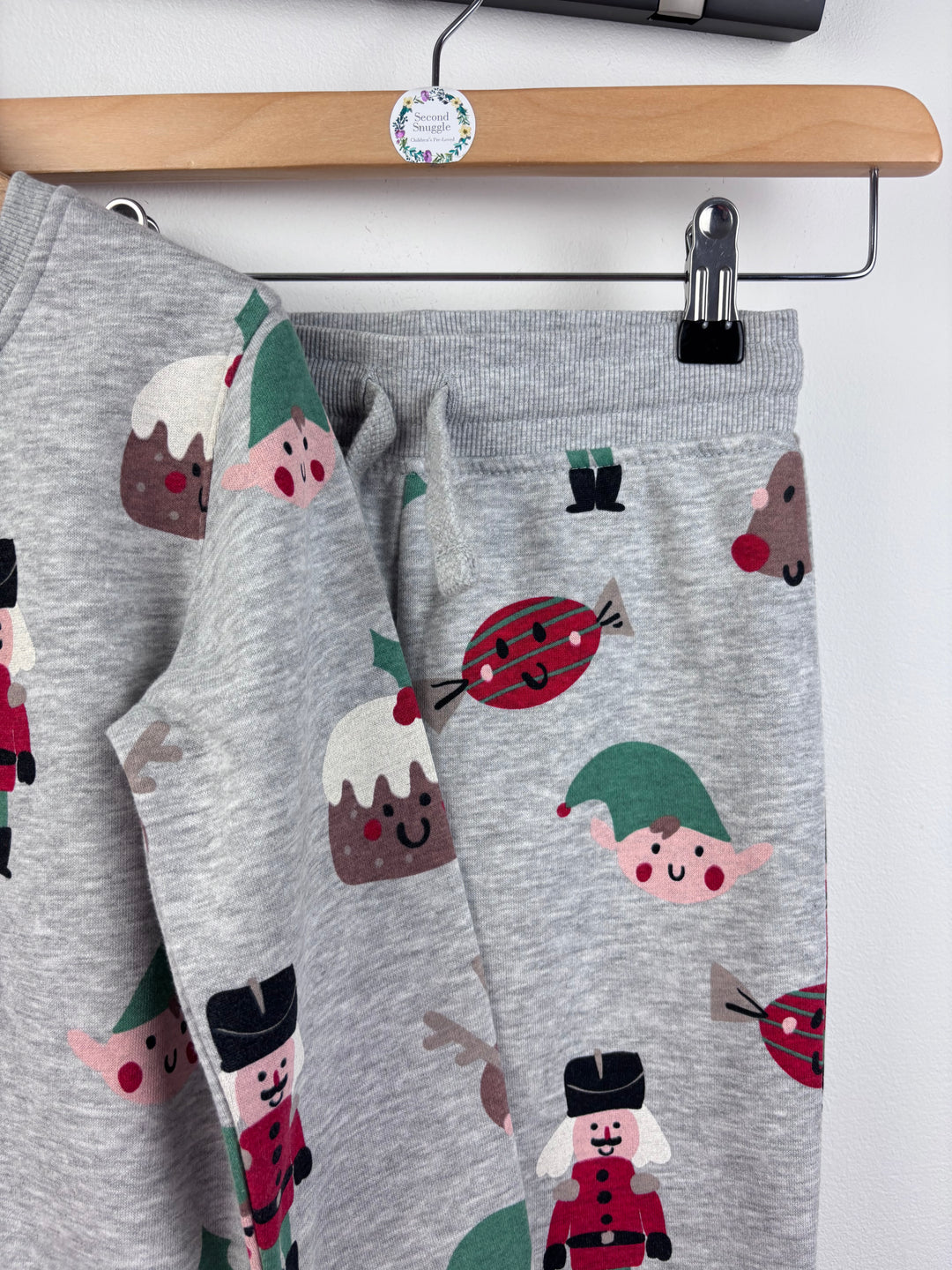 George Christmas Jumper & Joggers Set 6-7 Years-Jumpers-Second Snuggle Preloved