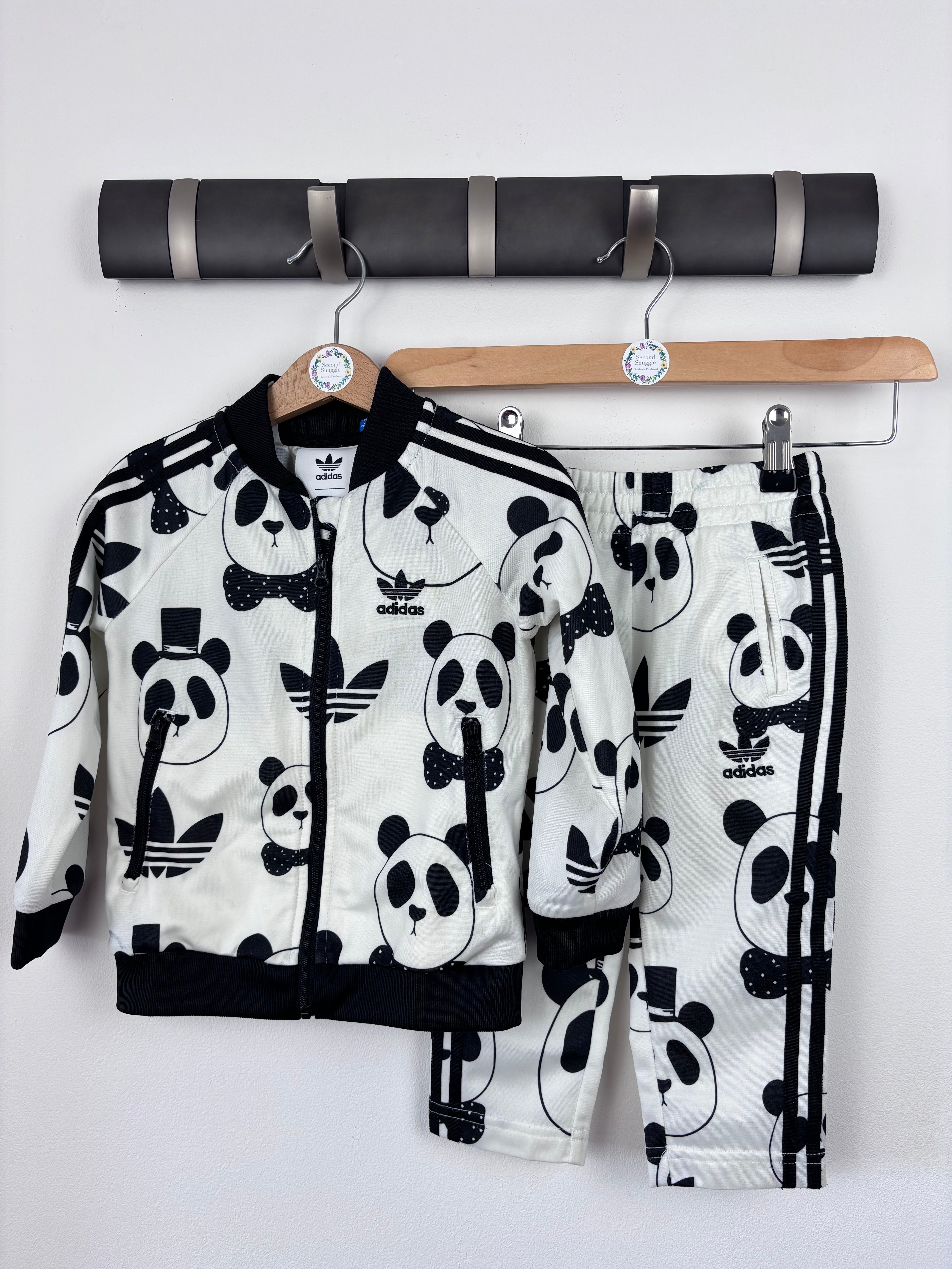 adidas mini rodini キャラクター柄 セットアップ 120 Adidas x Mini Rodini Rare Panda Tracksuit 12-18 Months