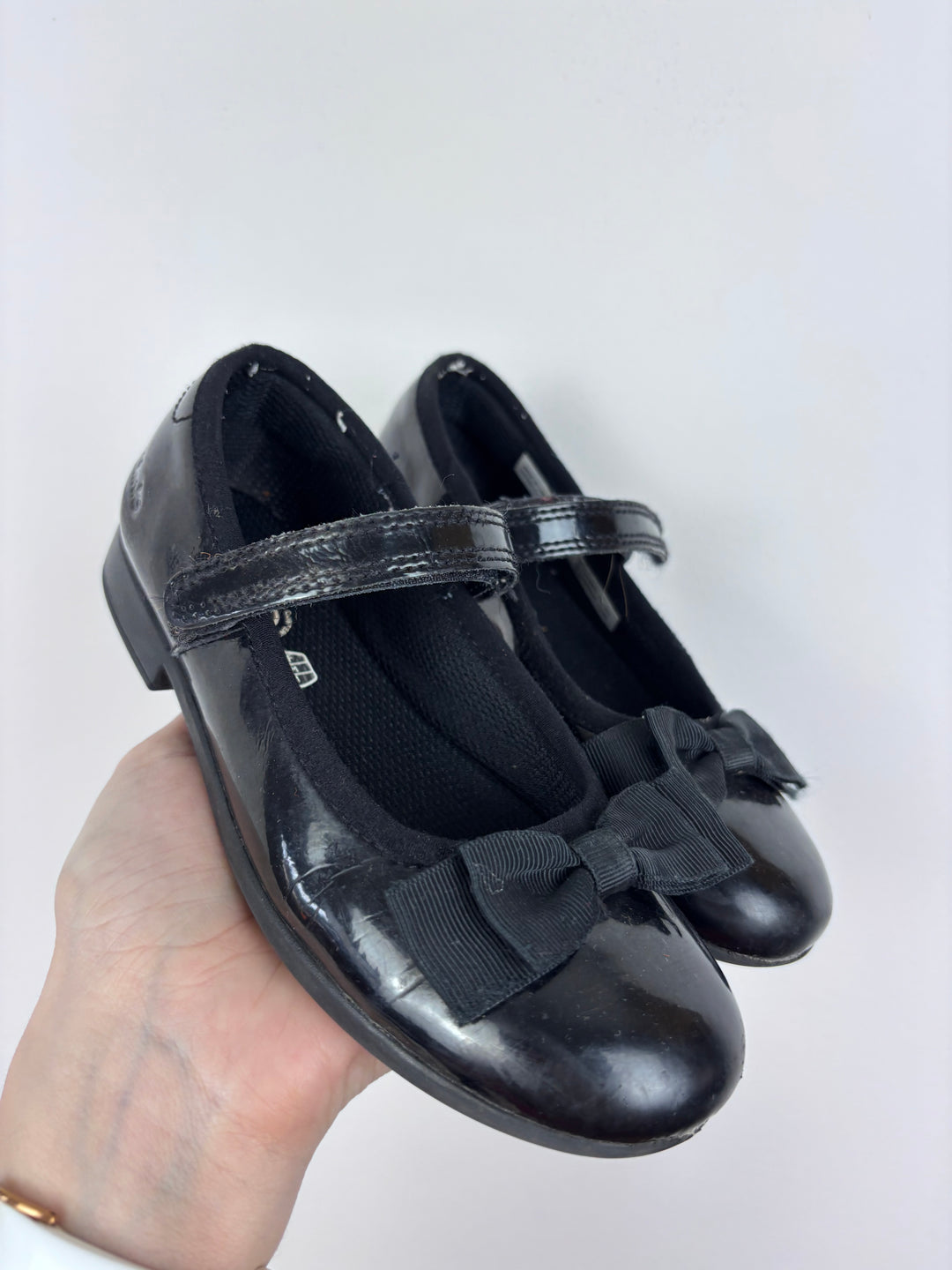 Clarks School Shoes UK 11.5 F-Shoes-Second Snuggle Preloved