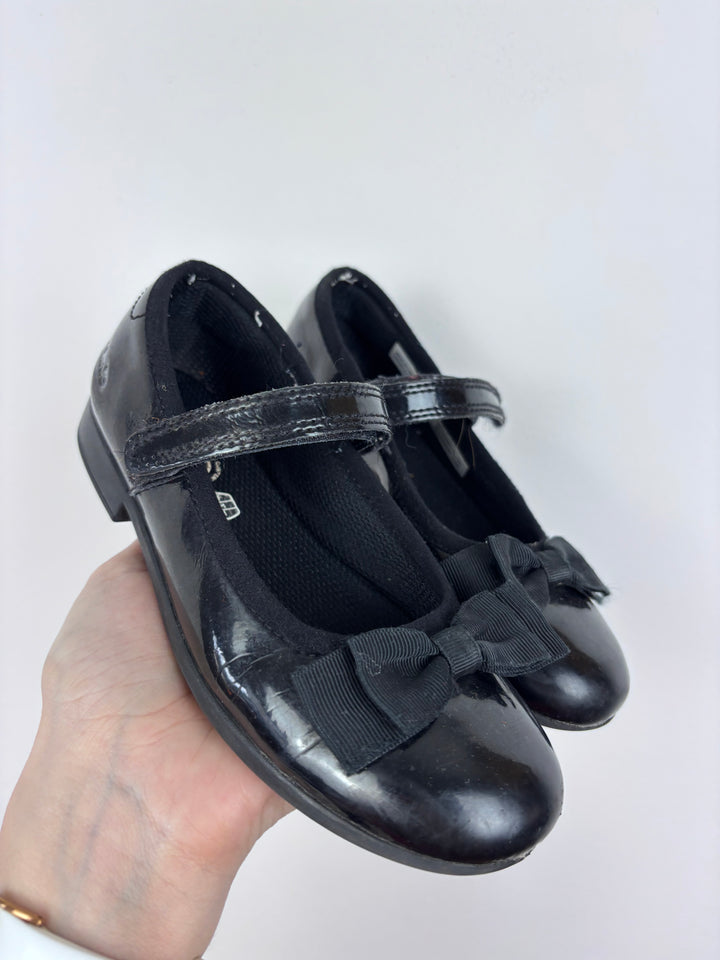 Clarks School Shoes UK 11.5 F-Shoes-Second Snuggle Preloved
