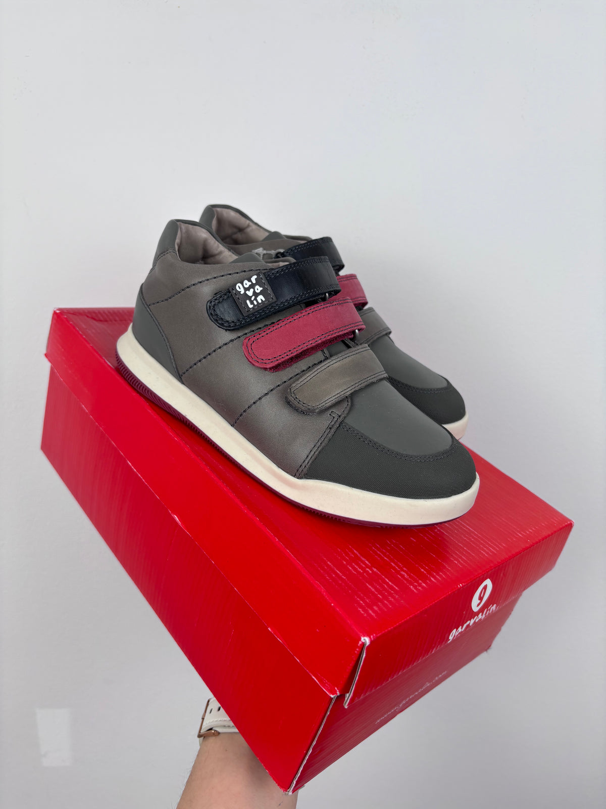 Garvalin Brown Trainers UK 1 EU 33-Shoes-Second Snuggle Preloved