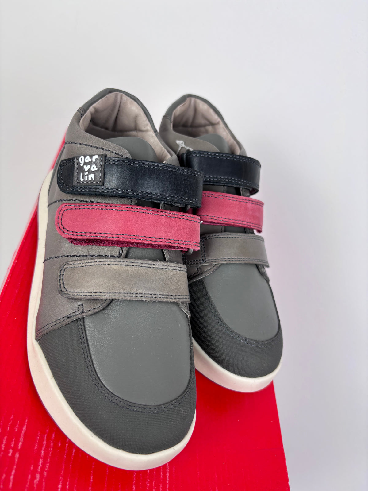 Garvalin Brown Trainers UK 1 EU 33-Shoes-Second Snuggle Preloved