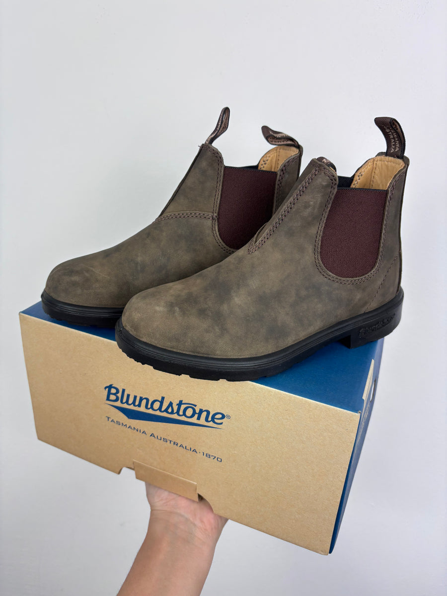 Blundstone Rustic Brown Chelsea Boots UK 1-Boots-Second Snuggle Preloved